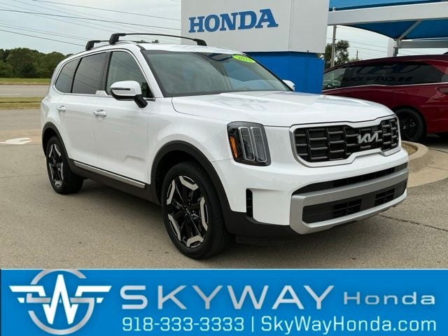 2023 Kia Telluride S