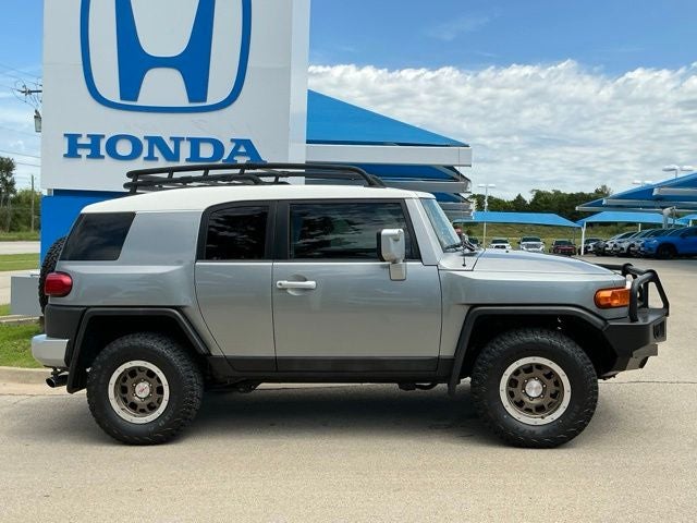 2012 Toyota FJ Cruiser Base