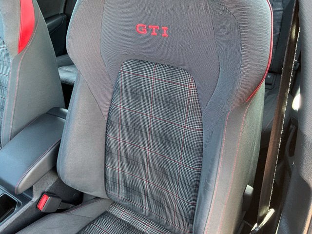 2024 Volkswagen Golf GTI 2.0T S